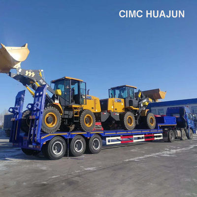 Suspensión mecánica y rampa hidráulica 3 ejes 60T/80T Semirremolque de cama baja para camión