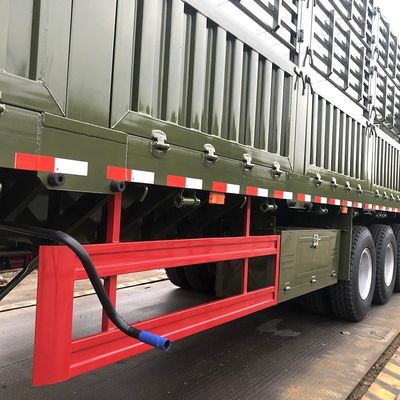 Semi-remolque de camión de 60 toneladas de capacidad de carga con cerca y lona de vigas principales T700/Q345 de acero